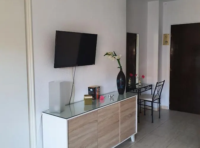 Estudio El Puerto - En El Mismo Centro De Fuengirola, Primera Linea De Playa דירה